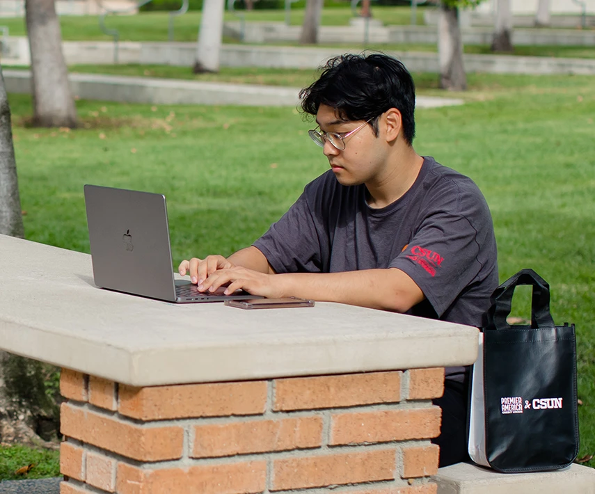 Becas de la fundación Premier America